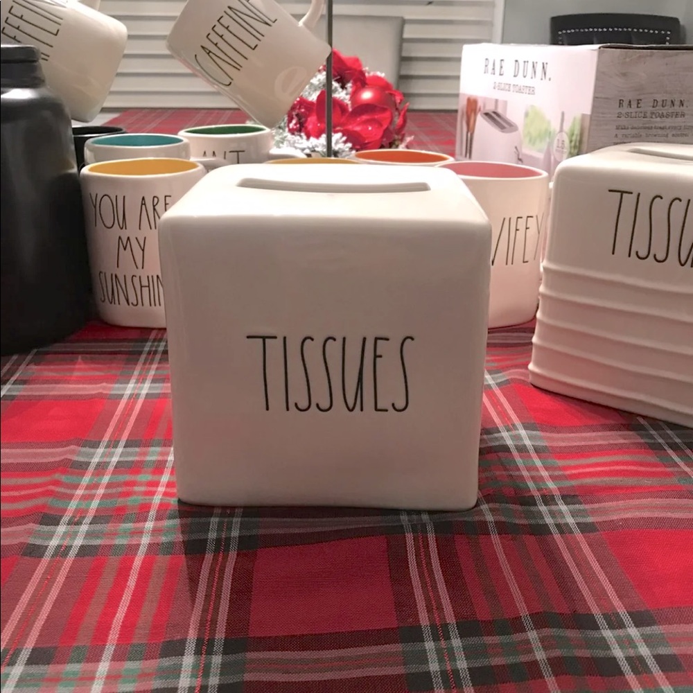 Rae Dunn tissues SOLD